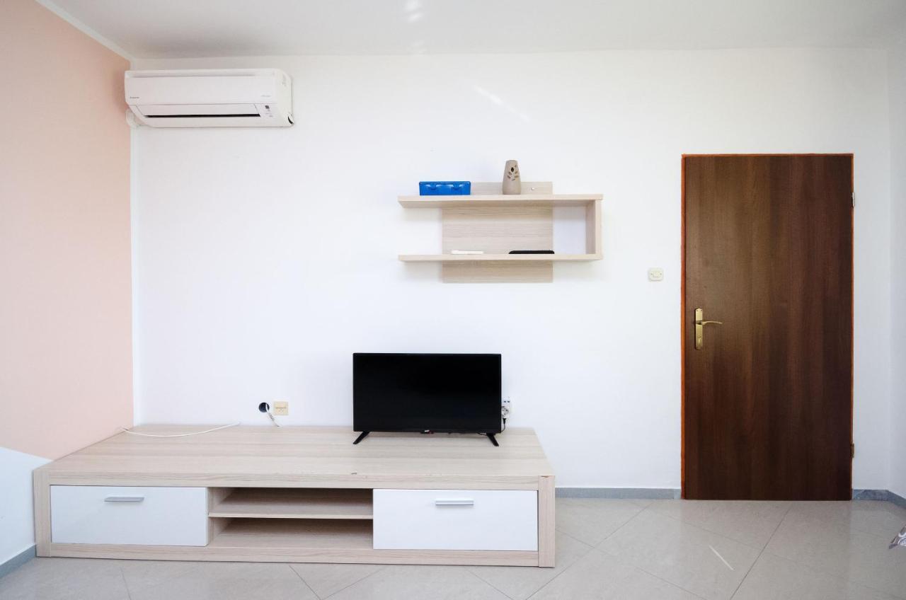 Apartments Dragan Lopar Exterior foto